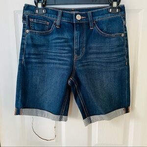 NWOT EXPRESS jean Bermuda mid rise cotton stretch shorts Size 0